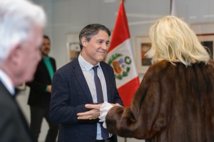 Wernisaż wystawy „Abstrakcje i malarstwo współczesne Peru”