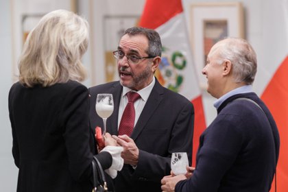 Wernisaż wystawy „Abstrakcje i malarstwo współczesne Peru”